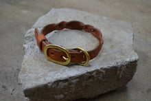 Triple Twist Collar