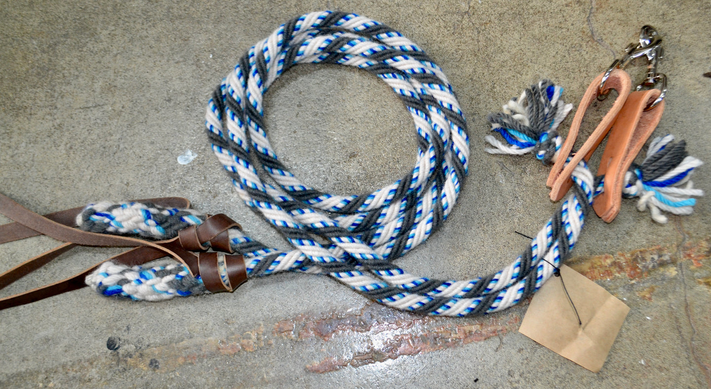 Split reins. Grey, white with turquoise fleck in 