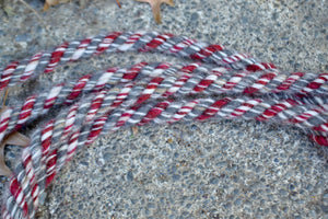 Loop rein: Burgundy, white and grey in " salt and pepper" pattern. large.